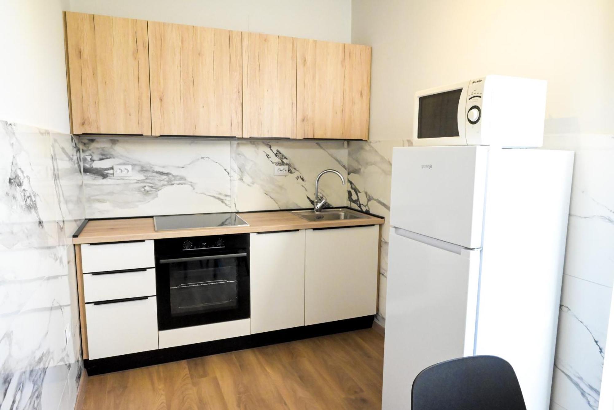 J&l Apartment